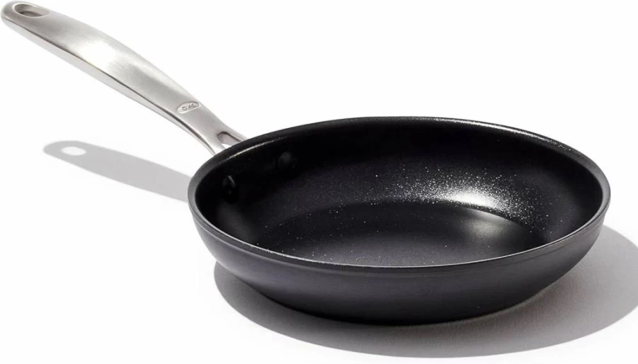 OXO 10-Inch Nonstick Frying Pan - PFAS-Free Ceramic Coating, Hard Anodized Aluminum, Stainless Steel Handle, Dishwasher & Oven Safe, Scratch Resistant, Ergonomic Grip, Black Skillet
