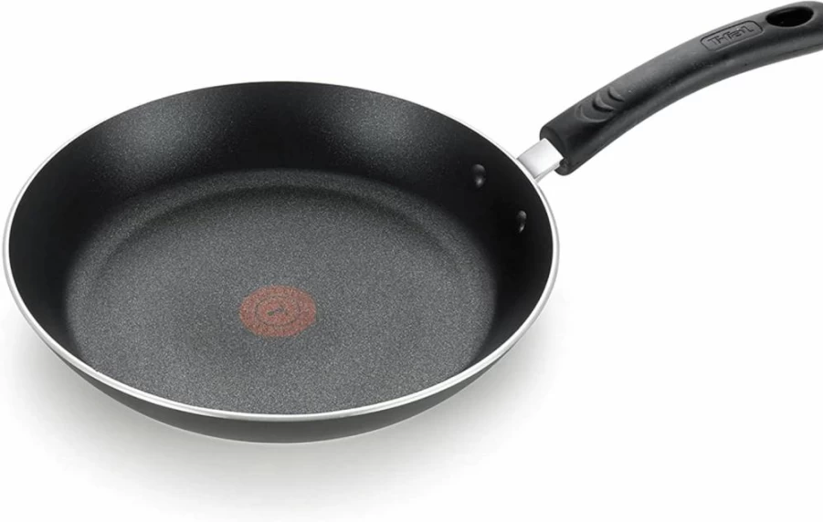 Tefal Nonstick Fry Pan 8 Inch - Induction Compatible, Oven Safe to 400°F, Dishwasher Safe, Black Frying Pan & Skillet for Eggs, Cooking & Kitchen