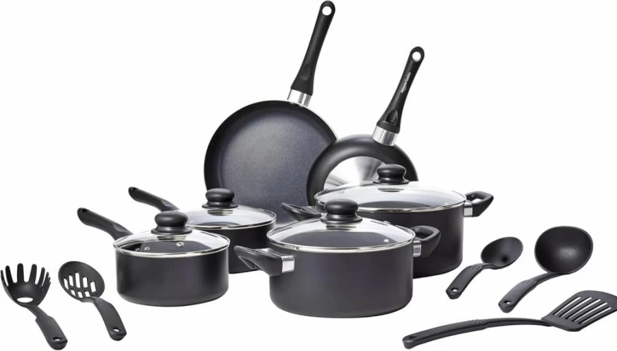 Amazon Basics Non-Stick 3-Piece Cookware Set - 8, 10, 12-Inch Frying Pans, Black, Kitchen Essentials