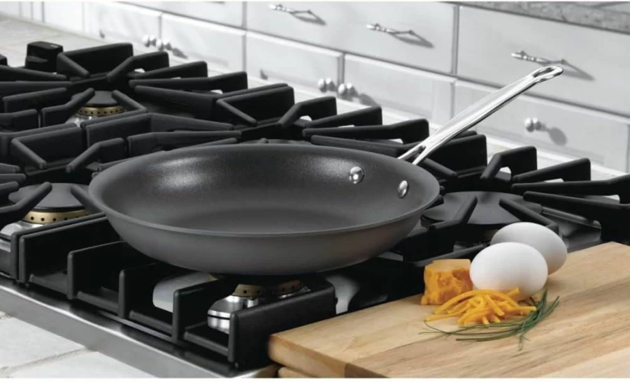 Cuisinart 622-24 Chef's Classic 10-Inch Nonstick Hard-Anodized Open Skillet Pan - Durable & Even Heating Cookware